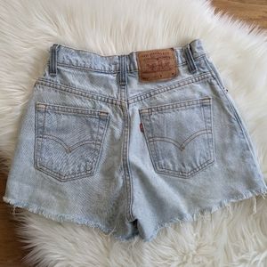 Levi's 551 '95 Vintage Denim Light Wash Cutoffs Shorts | 24